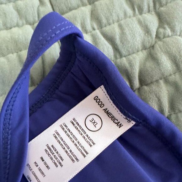 Good American - Awlways fits perfect fit bikini top - Picture 4 of 5
